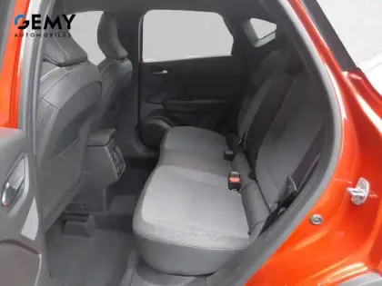 Photo 9 Renault Captur  E-Tech full hybrid 145 ch