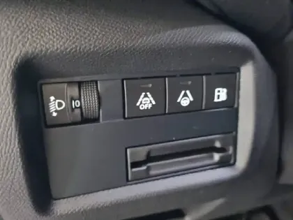 Photo 49 Citroën C5 aircross  Hybride Rechargeable 225 e-EAT8