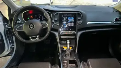 Photo 13 Renault Megane  IV Berline TCe 140 EDC