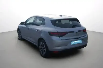 Photo 18 Renault Megane  IV Berline TCe 140 EDC
