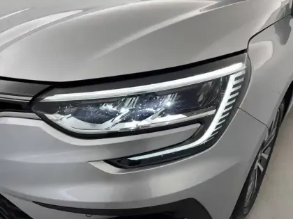 Photo 49 Renault Megane  IV Berline TCe 140 EDC