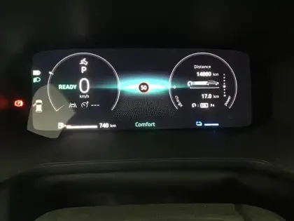 Photo 10 Renault Captur  E-Tech full hybrid 145 ch