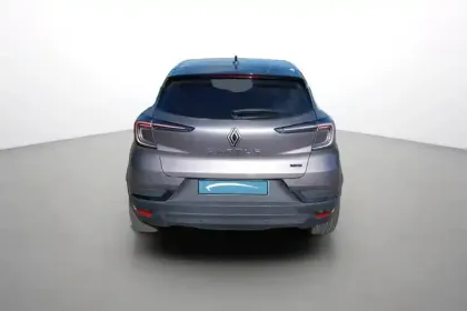 Photo 19 Renault Captur  E-Tech full hybrid 145 ch