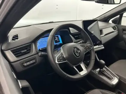 Photo 33 Renault Captur  E-Tech full hybrid 145 ch