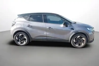 Photo 21 Renault Captur  E-Tech full hybrid 145 ch