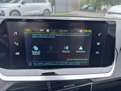 Photo 14 Peugeot 208  Electrique 50 kWh 136ch