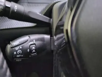 Photo 45 Peugeot 208  Electrique 50 kWh 136ch