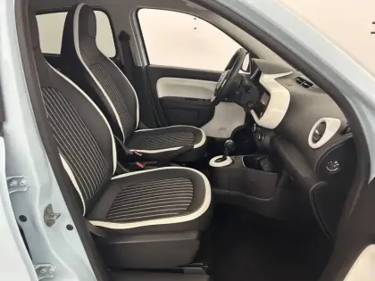 Photo 22 Renault Twingo  III E-Tech