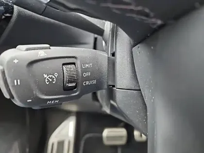 Photo 17 DS DS 7  Hybride Rechargeable E-Tense 300 EAT8 4x4