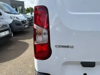 Photo 16 Opel Combo  CARGO M DIESEL 100 CH MANUELLE