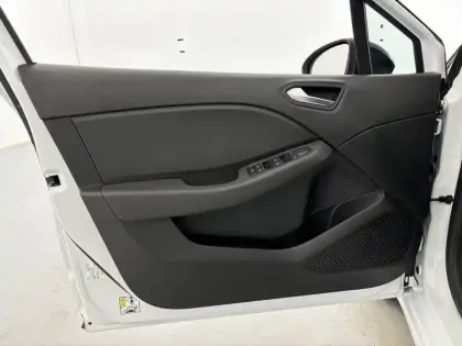 Photo 19 Renault Clio  TCe 90