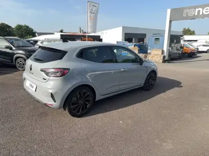 Photo 20 Renault Clio  E-Tech full hybrid 145 ch GSR2