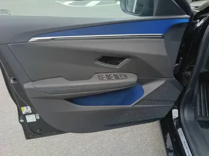 Photo 10 Renault Megane  E-Tech 220 ch autonomie confort