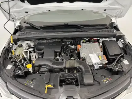 Photo 35 Renault Captur  E-Tech full hybrid 145