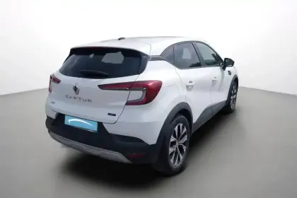 Photo 5 Renault Captur  E-Tech full hybrid 145