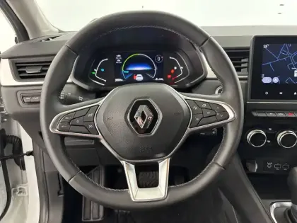 Photo 23 Renault Captur  E-Tech full hybrid 145