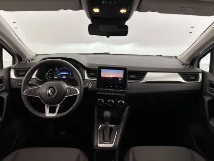 Photo 37 Renault Captur  E-Tech full hybrid 145