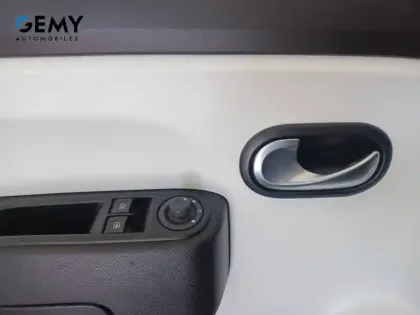 Photo 15 Renault Twingo  III E-Tech