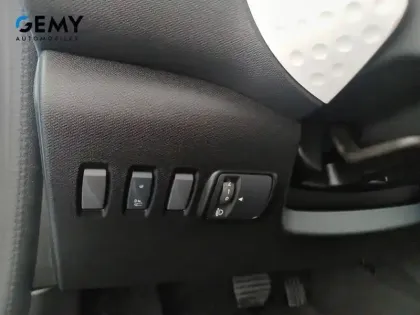 Photo 16 Renault Twingo  III E-Tech