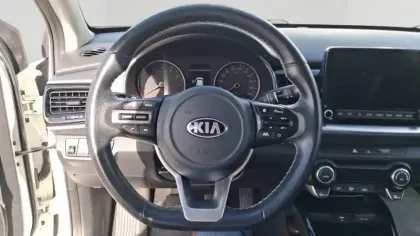 Photo 12 Kia Stonic  1.0 T-GDi 100 ch MHEV iBVM6