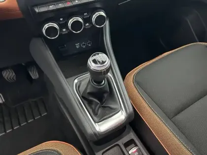 Photo 21 Renault Captur  TCe 100