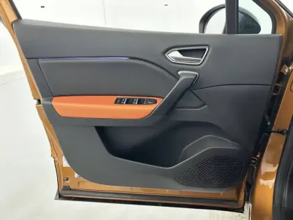 Photo 19 Renault Captur  TCe 100