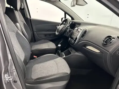 Photo 12 Renault Captur  dCi 90