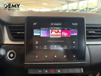 Photo 14 Renault Captur  E-Tech full hybrid 145