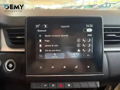 Photo 15 Renault Captur  E-Tech full hybrid 145