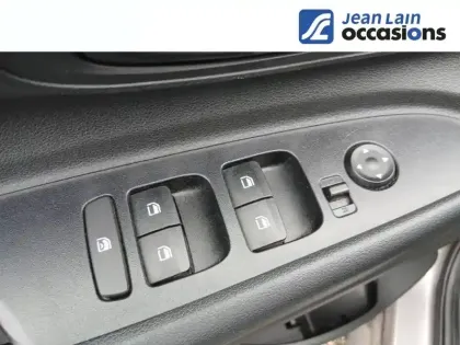 Photo 18 Hyundai Bayon  1.0 T-GDi 100 Hybrid 48V