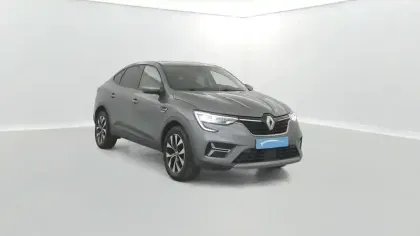 Photo 16 Renault Arkana  E-Tech hybride 145 - 22
