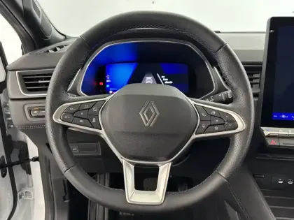 Photo 39 Renault Symbioz  E-Tech full hybrid 145