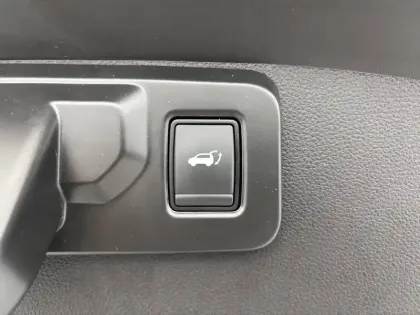 Photo 56 Renault Symbioz  E-Tech full hybrid 145