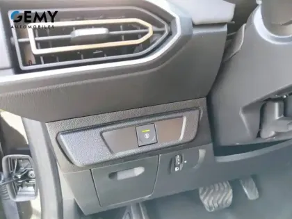 Photo 20 Dacia Jogger  Hybrid 140 7 places GSR2