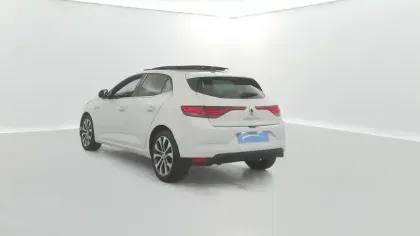 Photo 27 Renault Megane  IV Berline TCe 140 EDC