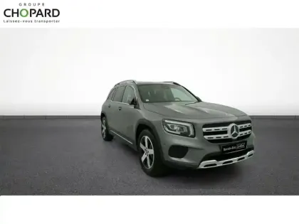 Photo 40 Mercedes GLB  200 7G-DCT