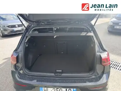 Photo 9 Volkswagen Golf  1.5 eTSI EVO2 150 DSG7
