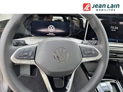 Photo 11 Volkswagen Golf  1.5 eTSI EVO2 116 DSG7