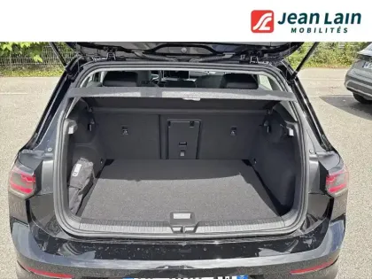 Photo 9 Volkswagen Golf  1.5 eTSI EVO2 116 DSG7