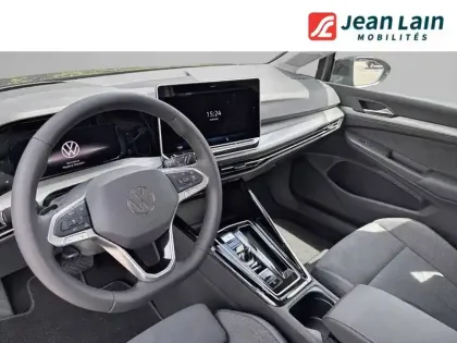 Photo 10 Volkswagen Golf  1.5 eTSI EVO2 116 DSG7