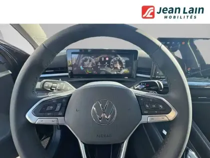 Photo 11 Volkswagen T-roc  1.5 eTSI EVO2 Hybrid 116 ch DSG7