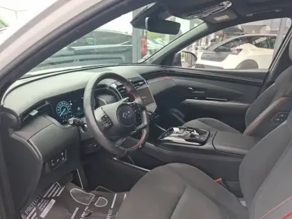 Photo 8 Hyundai Tucson  1.6 T-GDI 230 Hybrid BVA6