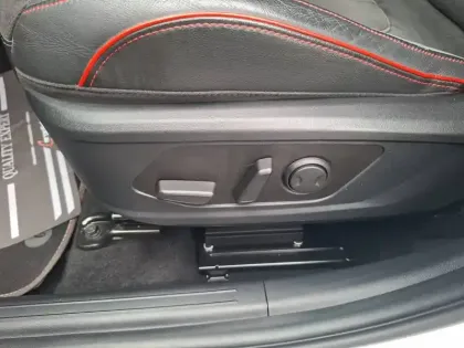 Photo 12 Hyundai Tucson  1.6 T-GDI 230 Hybrid BVA6