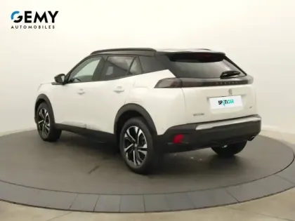 Photo 6 Peugeot 2008  BlueHDi 130 S&S EAT8