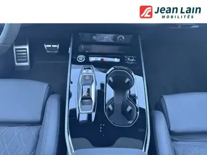 Photo 12 Audi A5  Avant e-hybrid 299 ch S tronic 7 Quattro