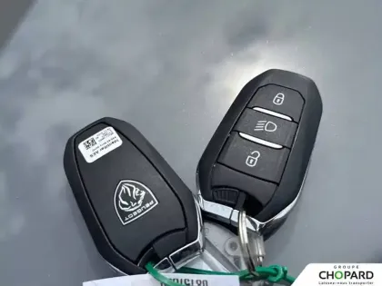 Photo 20 Peugeot 2008  Hybrid 136 e-DCS6
