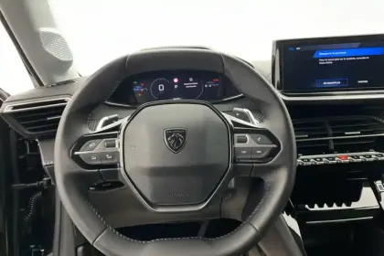 Photo 10 Peugeot 208  Hybrid 110 ch e-DCS6