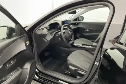 Photo 12 Peugeot 208  Hybrid 110 ch e-DCS6