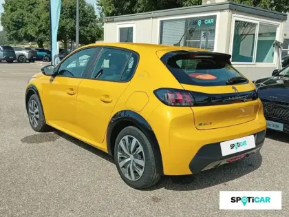 Photo 31 Peugeot 208  Electrique 50 kWh 136ch
