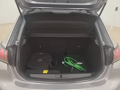 Photo 5 Peugeot 208  Electrique 50 kWh 136ch